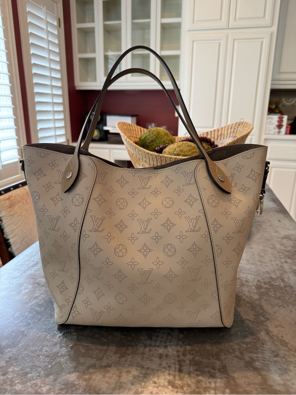 LOUIS VUITTON Mahina Hina
